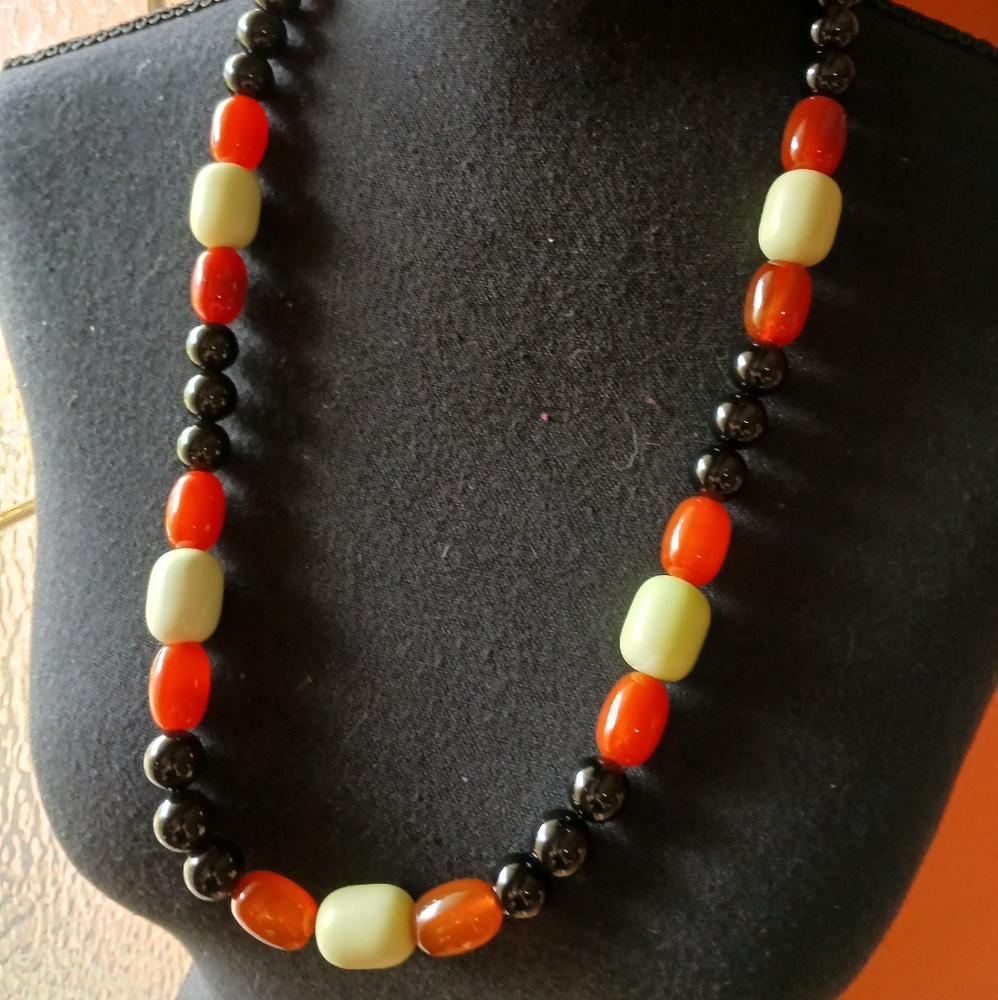 ❤️🎁Jay King Mine Finds Carnelian, Black Onyx  & New Jade Necklace 30"❤️